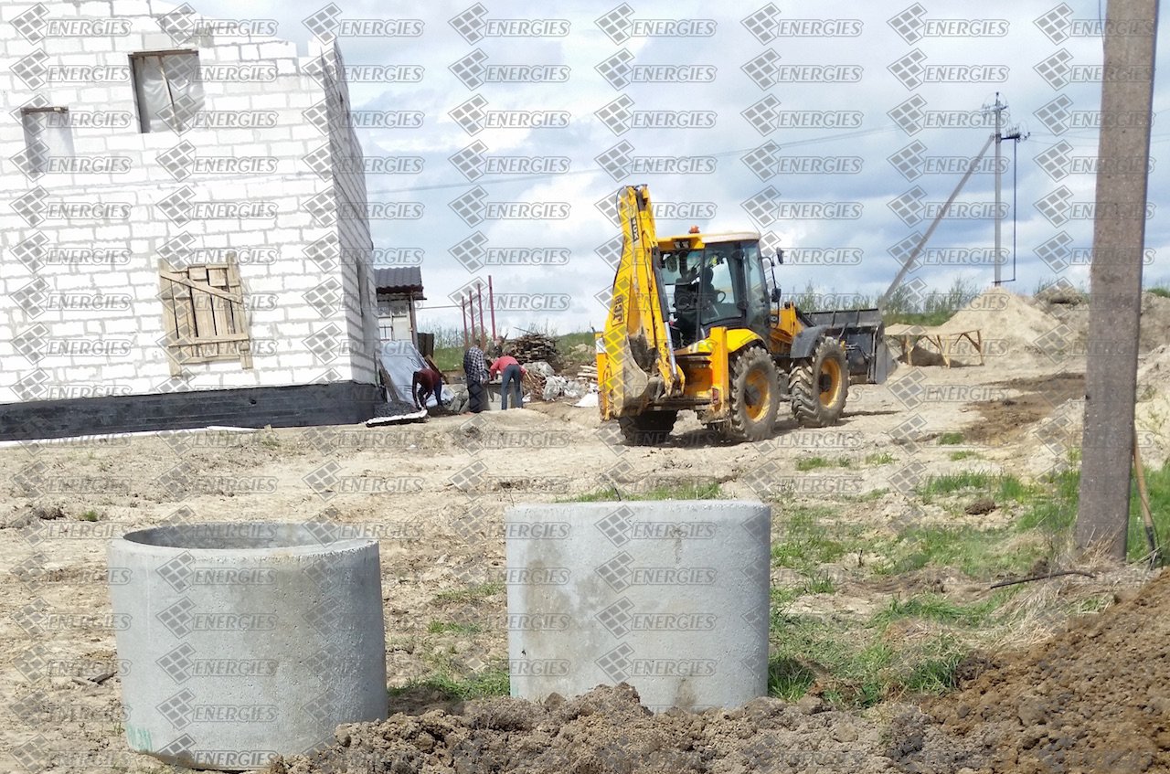 Монтаж очистного сооружения АНА 200 в деревне Хиттолово